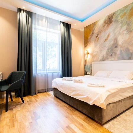 Black Gate - Quiet Studio In The Heart Of Old Town With Free Private Secured Parking Braszów Zewnętrze zdjęcie