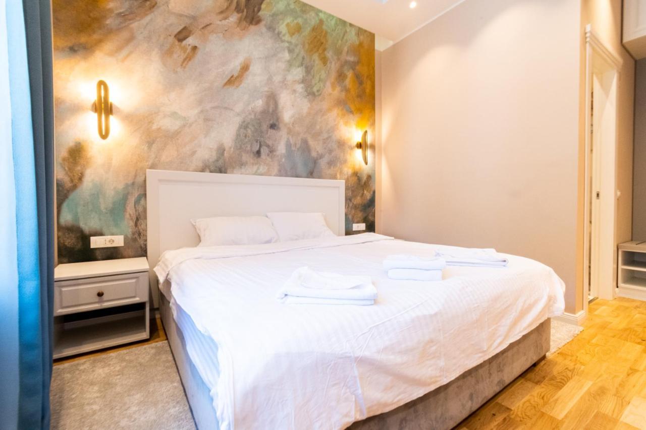 Black Gate - Quiet Studio In The Heart Of Old Town With Free Private Secured Parking Braszów Zewnętrze zdjęcie