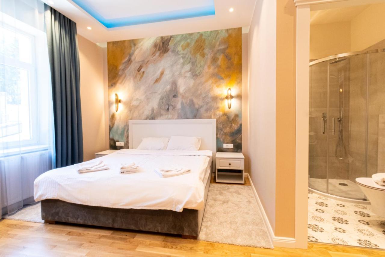 Black Gate - Quiet Studio In The Heart Of Old Town With Free Private Secured Parking Braszów Zewnętrze zdjęcie